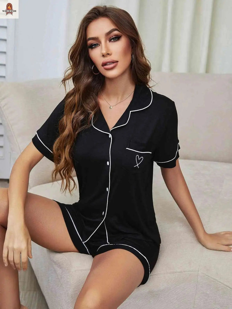 Heart Graphic Contrast Piping Top and Shorts Pajama Set - Nine One Network