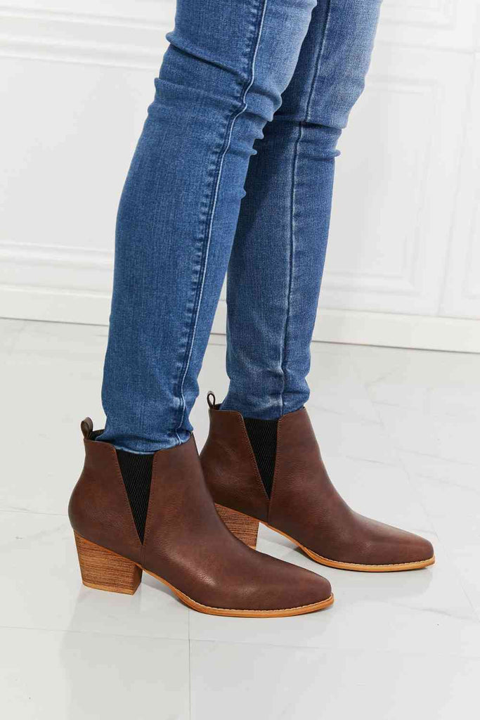 MMShoes Back At It Point Toe Bootie in Chocolate - Nine One Network