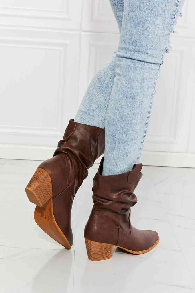MMShoes Better in Texas Scrunch Cowboy Boots in Brown - Nine One Network