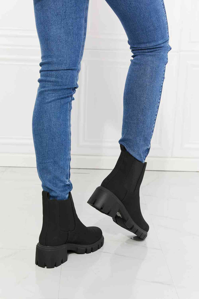 MMShoes Work For It Matte Lug Sole Chelsea Boots in Black - Nine One Network