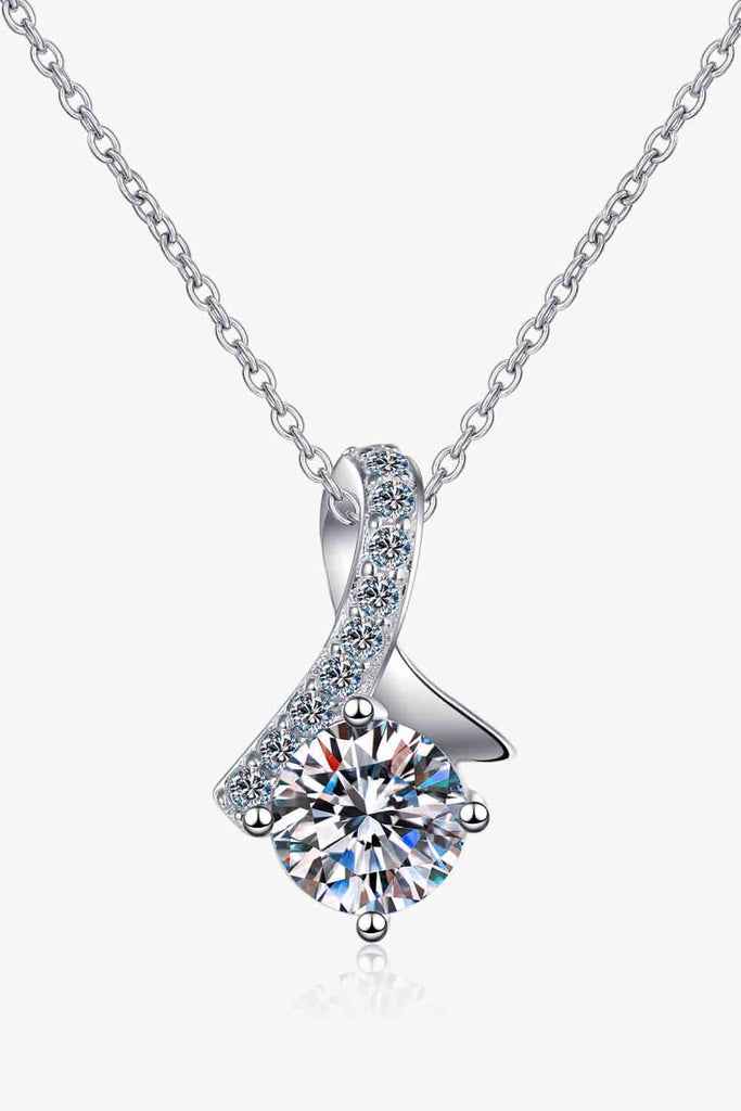 Unique and Chic Moissanite Pendant Necklace - Nine One Network